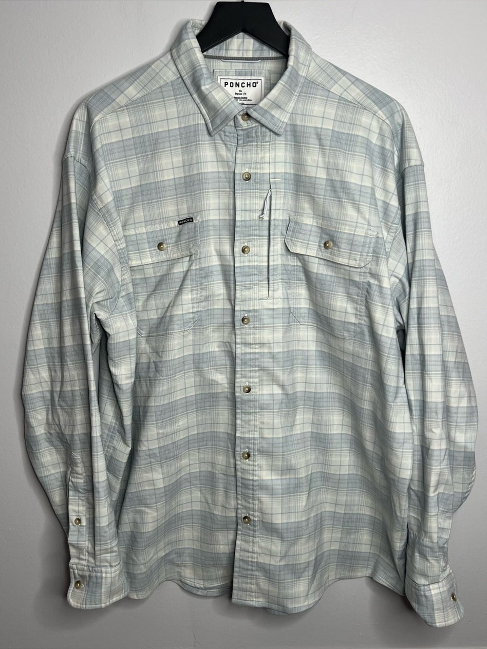 Poncho Performance Flannel Mens XL Blue White Plaid Button Down